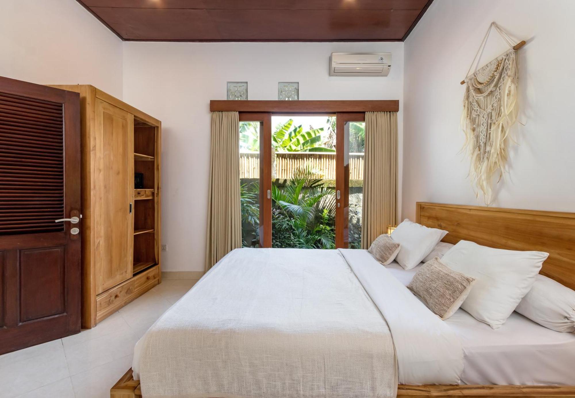 Twist And Shout Villa Seminyak Exterior foto